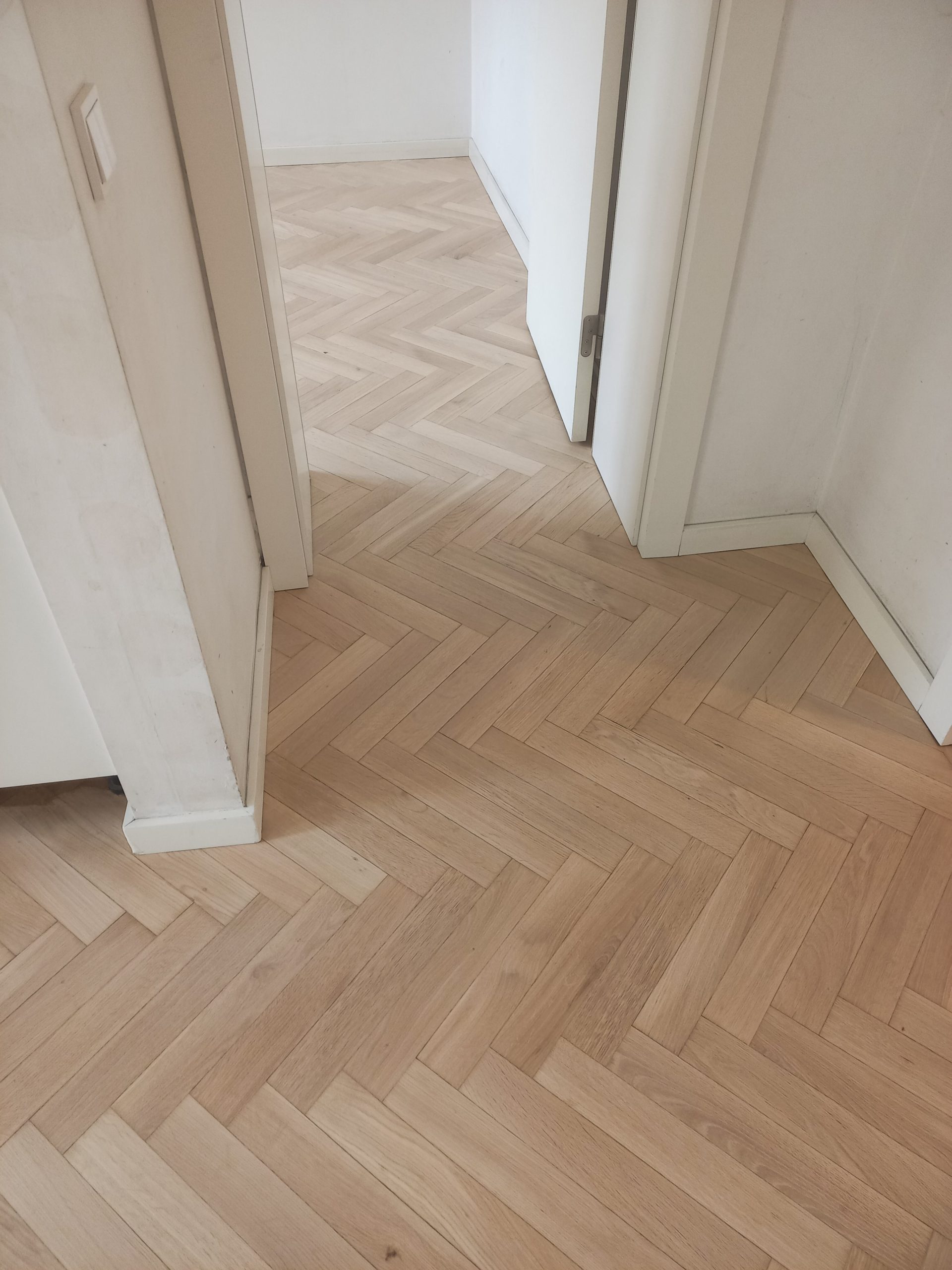 Renowacja podłóg i parkietów